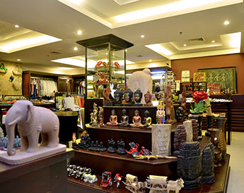 Souvenir Shop - Angkor Miracle Resort & Spa - Siem Reap Cambodia